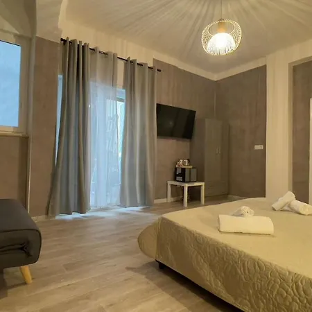 בית הארחה Cconforthotels R&b Gary House