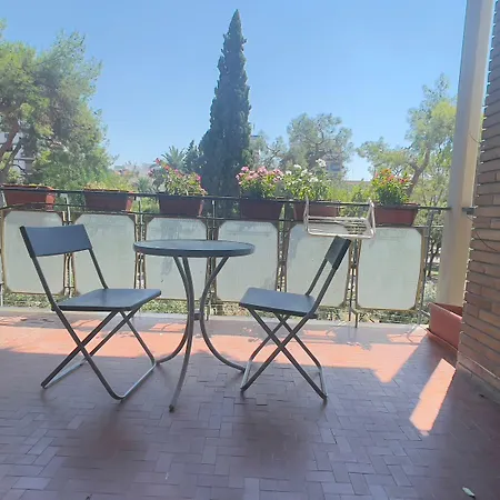 Cconforthotels R&b Gary House בארי