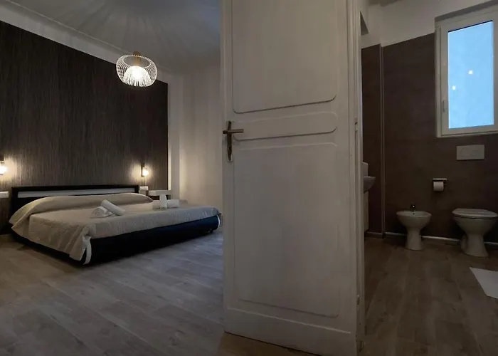 Cconforthotels R&b Gary House בארי