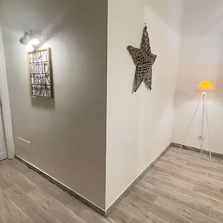 Гостевой дом Cconforthotels R&b Gary House 3*