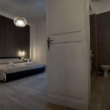 Cconforthotels R&b Gary House Bari