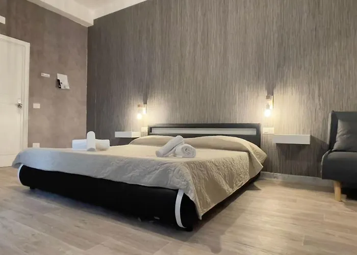 Πανσιόν Cconforthotels R&b Gary House 3*